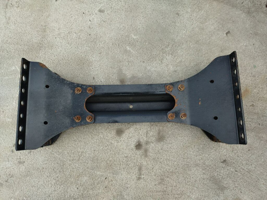 траверса рамы б/у - 2